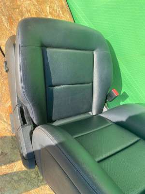 Сидіння переднє ліве E-class W212