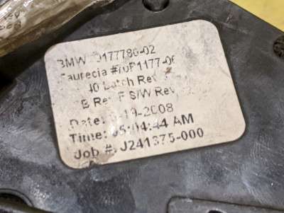 Замок бардачку BMW X5 E70 (2010-2013) рестайл
