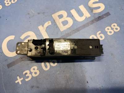 Блок керування склопідйомниками Mercedes-Benz Sprinter W 906 (2006-2014) дорестайл