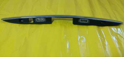 Планка підсвічування номера Mercedes ML W164 (2005-2011)