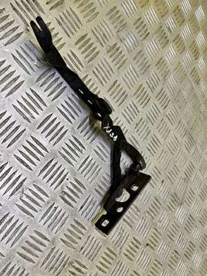 Петля капота ліва BMW X5 E53 (2003-2006) рестайл