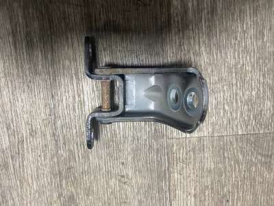 Петля Nissan Rogue 2014-2020