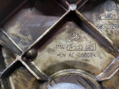 Кожух (накладка, кришка, захист) ГРМ BMW X5 E53 (2003-2006) рестайл