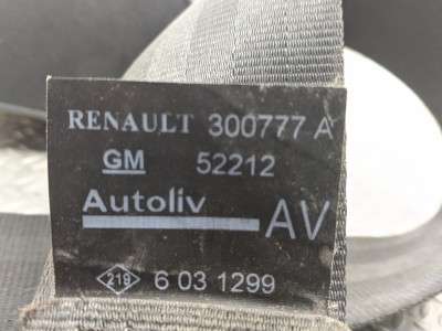 Ремень безпеки передній правий Renault Trafic II, Opel Vivaro II, Nissan Primastar II (2006-2014) рестайл