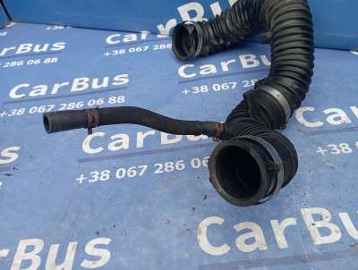 Патрубок воздушный Renault Trafic II, Opel Vivaro II, Nissan Primastar II (2006-2014) рестайл