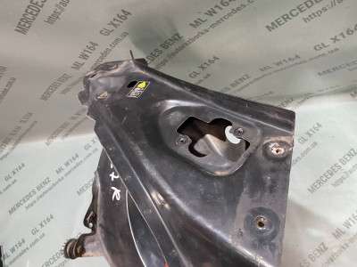 Окуляр правий Mercedes GL X164