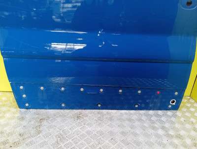 Дверь сдвижная правая Renault Trafic II, Opel Vivaro II, Nissan Primastar II (2006-2014) рестайл