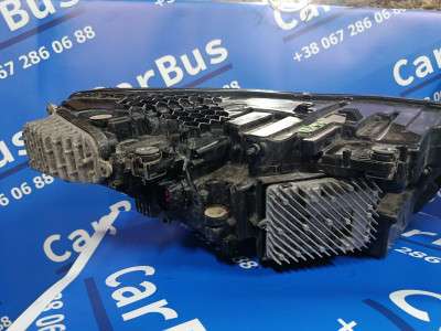 Фара передня ліва Audi E-TRON
