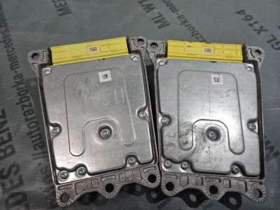 Блок керування подушками безпеки Mercedes ML W164 (2005-2011)