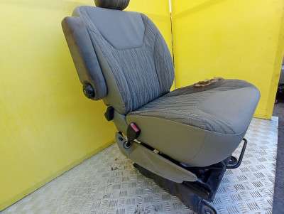 Сидение одинарное Renault Trafic II, Opel Vivaro II, Nissan Primastar II (2001-2006) дорестайл