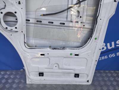 Двері передні праві Mercedes-Benz Sprinter W 906 (2006-2014) дорестайл