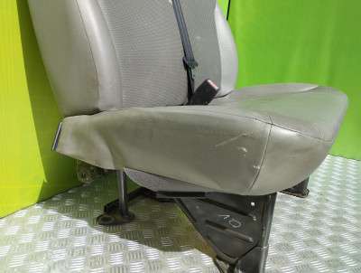 Сидение двойное Renault Trafic II, Opel Vivaro II, Nissan Primastar II (2001-2006) дорестайл