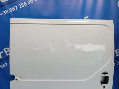 Дверь сдвижная правая Renault Trafic II, Opel Vivaro II, Nissan Primastar II (2001-2006) дорестайл