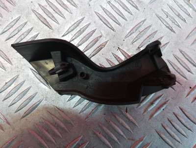 Накладка петли капота RENAULT MASTER III