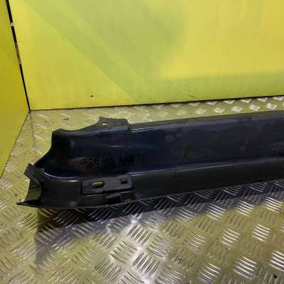 Бампер задний Renault Trafic II, Opel Vivaro II, Nissan Primastar II (2001-2006) дорестайл