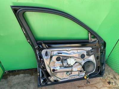 Дверь передняя левая E-class W212