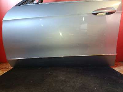 Двері передні ліві E-class W212