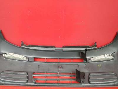 Бампер передний Renault Trafic II, Opel Vivaro II, Nissan Primastar II (2001-2006) дорестайл