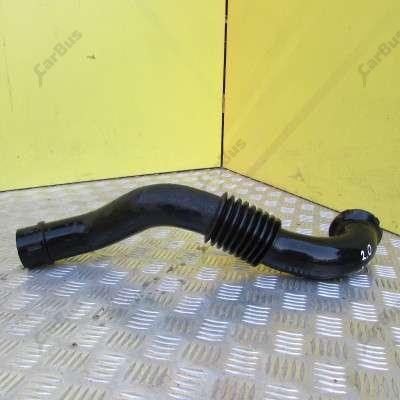 Патрубок повітряний Renault Trafic II, Opel Vivaro II, Nissan Primastar II (2006-2014) рестайл
