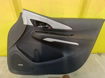 Консоль салону (центральна частина) Chevrolet Bolt EV (2017-2021)