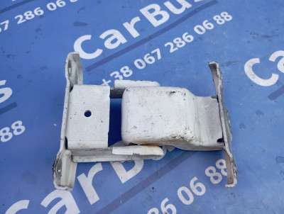 Петля двері розпашной Renault Trafic II, Opel Vivaro II, Nissan Primastar II (2006-2014) рестайл