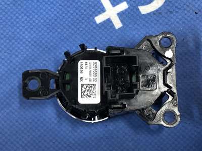Кнопка старт стоп (запуск двигуна) BMW X5 F15 (2013-2018)
