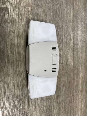 Плафон салону (ліхтар) Nissan LEAF I 2010-2017
