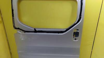 Дверь сдвижная правая Renault Trafic II, Opel Vivaro II, Nissan Primastar II (2006-2014) рестайл