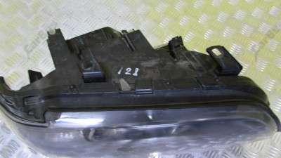 Фара передня права BMW X5 E53 (2003-2006) рестайл