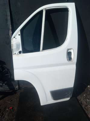 Двері передні ліві Boxer/Jumper/Ducato