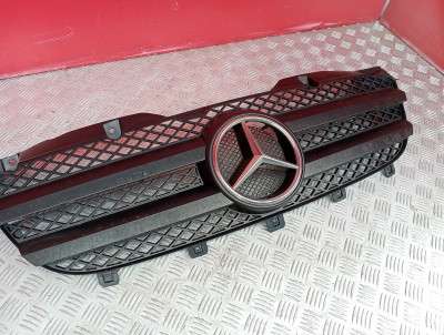 Решетка радиатора Mercedes-Benz Sprinter W 906 (2006-2014) дорестайл