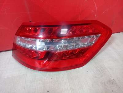 Ліхтар задній правий E-class W212 - 2