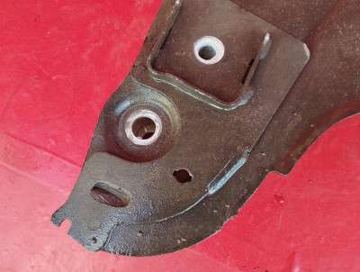 Балка передня (підрамник) Renault Trafic II, Opel Vivaro II, Nissan Primastar II (2006-2014) рестайл