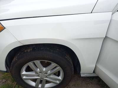 Крило переднє ліве Mercedes GL X166