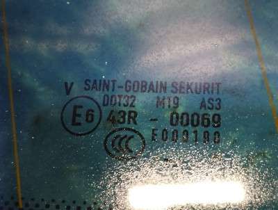 Скло кузовне заднє ліве Volkswagen Touareg (2007-2010) рестайл