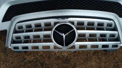 Решітка радіатора Mercedes ML W164 (2005-2011)