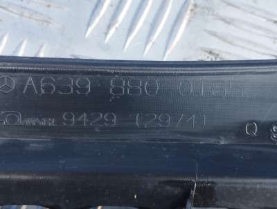 Решетка радиатора Mercedes-Benz Vito W 639 (2003-2010) дорестайл