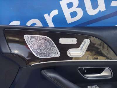 Обшивка (карта) дверей передньої правої Mercedes GLE V167 (2018-2025)