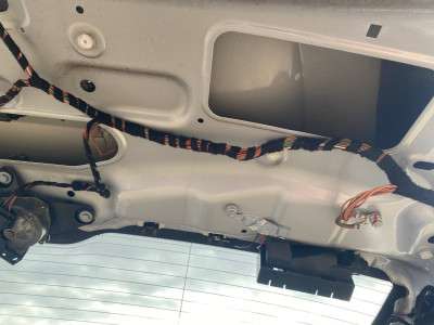 Кришка багажника (двері) Mercedes GL X164