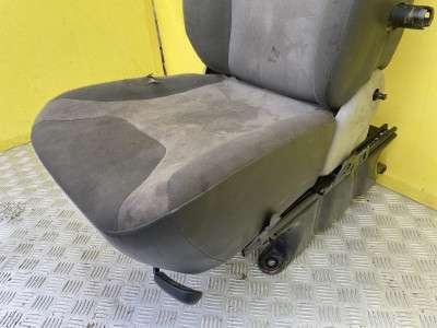 Сидение одинарное Renault Trafic II, Opel Vivaro II, Nissan Primastar II (2006-2014) рестайл