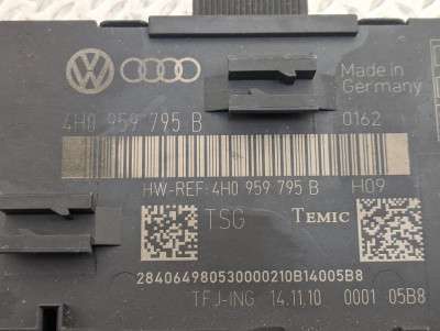 Блок управления двери Volkswagen Touareg NF (2010-2014)