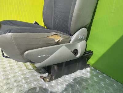 Сидіння одинарне Renault Trafic II, Opel Vivaro II, Nissan Primastar II (2006-2014) рестайл