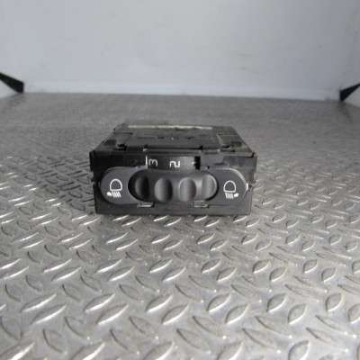 Кнопка коректора фар Renault Trafic II, Opel Vivaro II, Nissan Primastar II (2006-2014) рестайл
