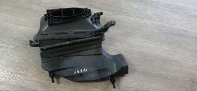 Корпус воздушного фильтра Mercedes ML W164 (2005-2011)