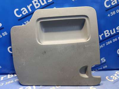 Обшивка (карта) дверей задньої правої Renault Trafic II, Opel Vivaro II, Nissan Primastar II (2006-2014) рестайл