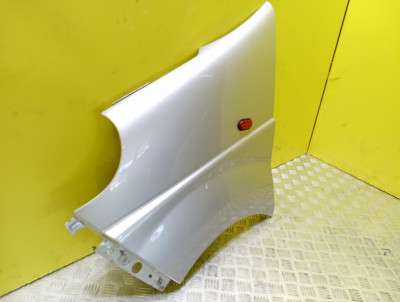 Крыло переднее левое Renault Trafic II, Opel Vivaro II, Nissan Primastar II (2006-2014) рестайл