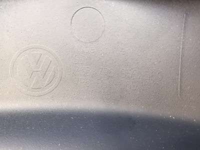 Кожух рулевой колонки Volkswagen Touareg NF (2010-2014)