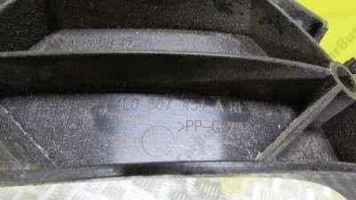 Кронштейн (крепление) заднего бампера правый Audi Q7 (2006-2009)