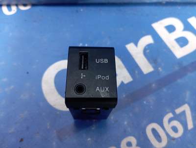 Роз`єм AUX/USB Santa FE CM(2006-2012)