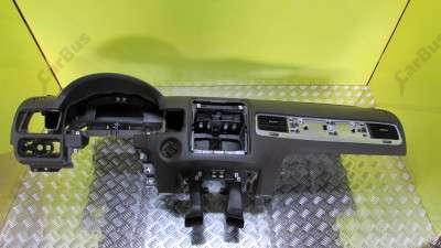 Торпедо (панель передняя) Volkswagen Touareg NF (2010-2014)